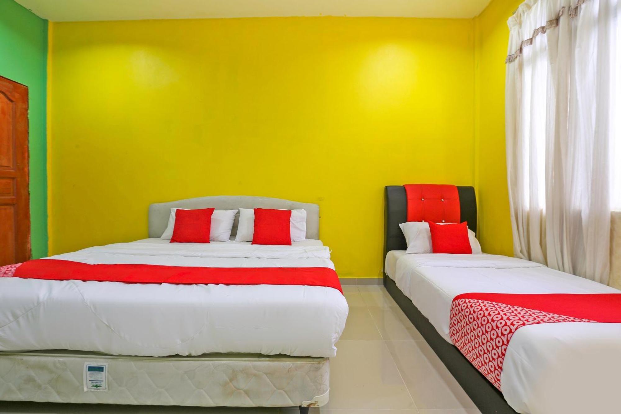Oyo 89933 Nun Hotel Jeli Exterior photo