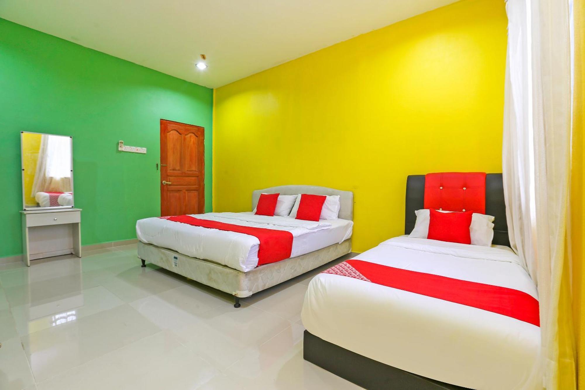 Oyo 89933 Nun Hotel Jeli Exterior photo