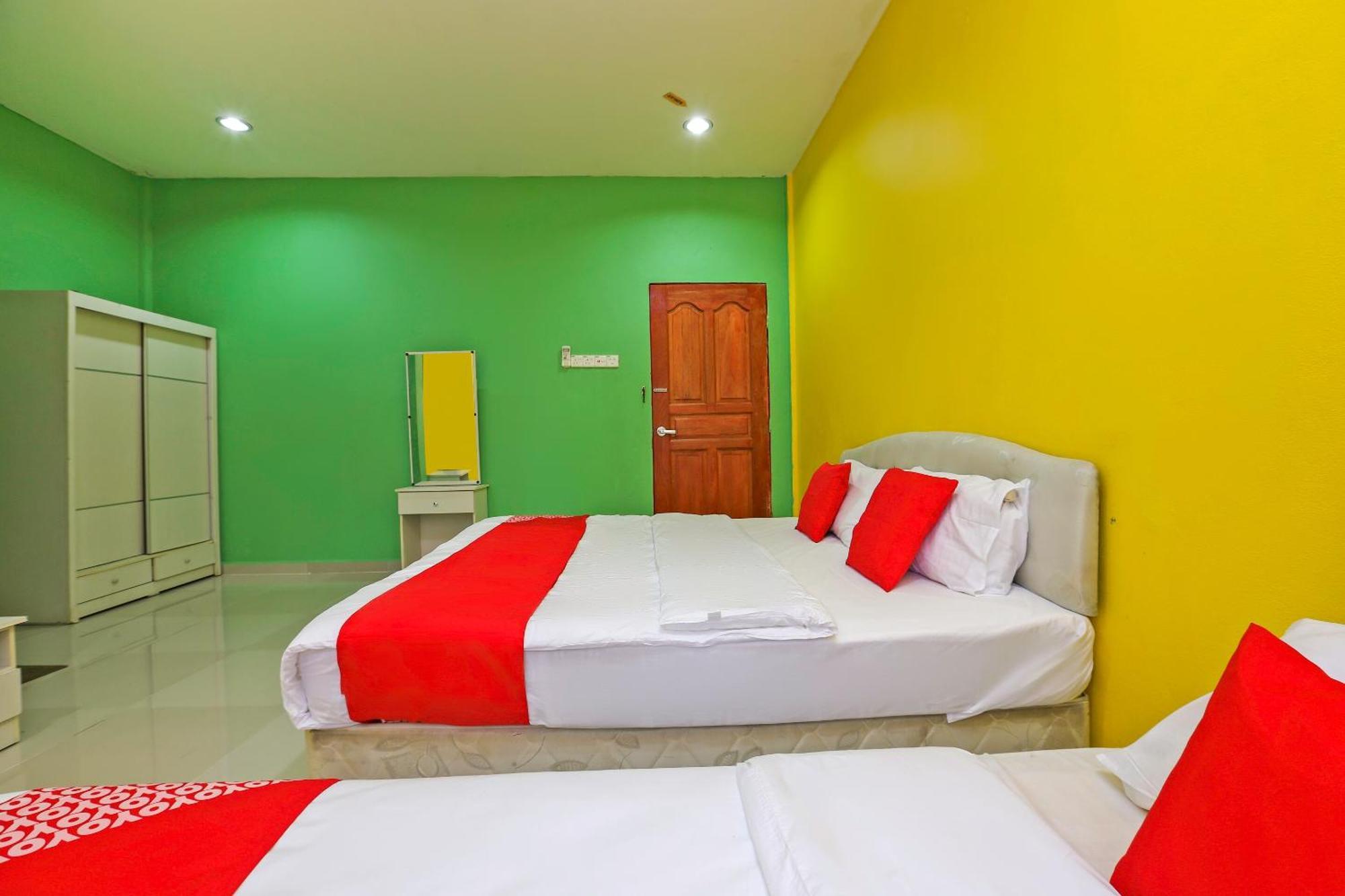Oyo 89933 Nun Hotel Jeli Exterior photo