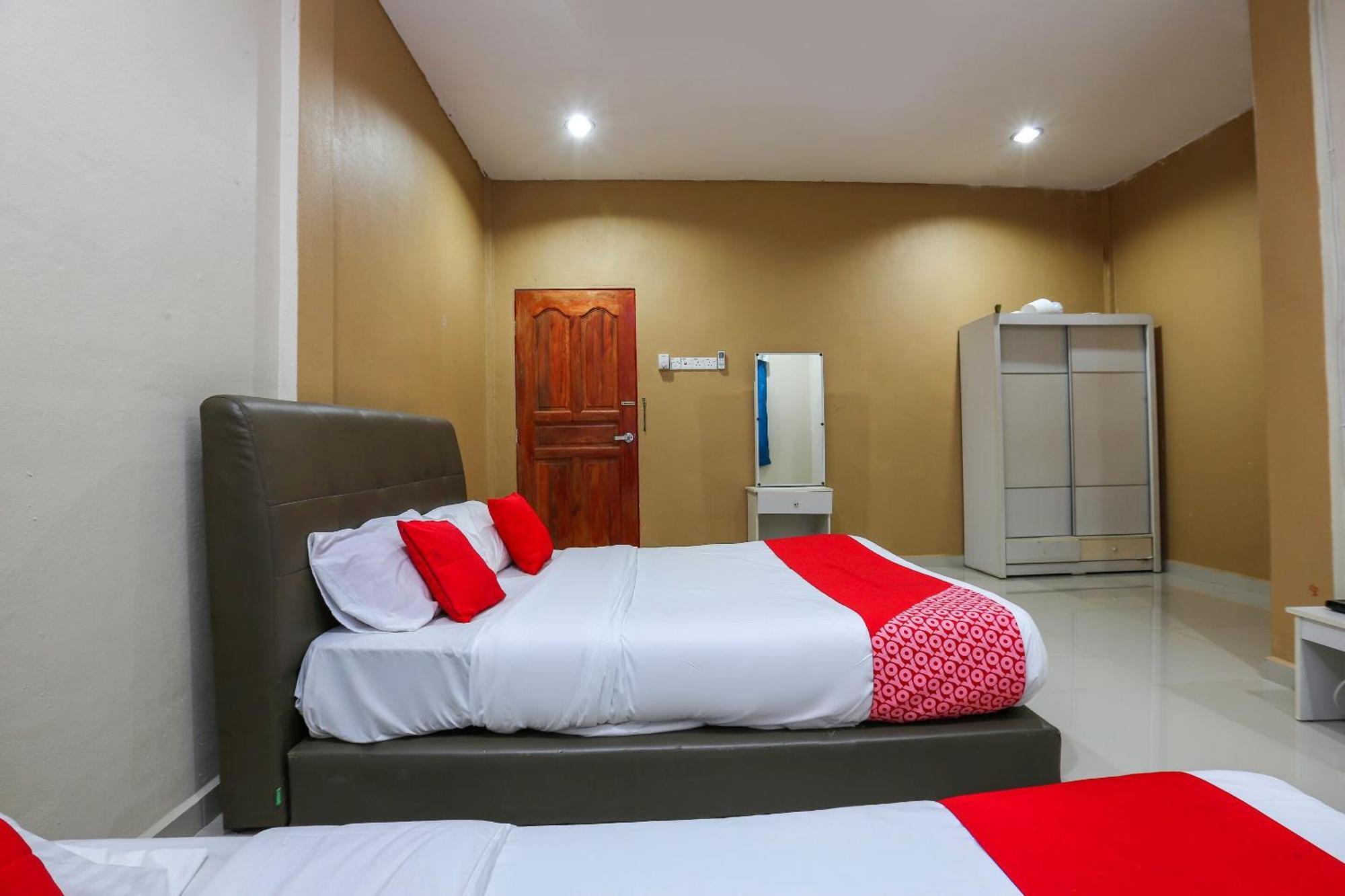 Oyo 89933 Nun Hotel Jeli Exterior photo